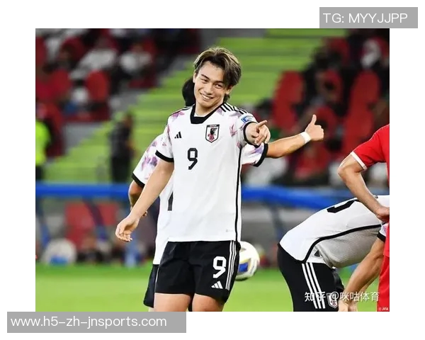 上田绮世状态火热半场梅开二度助力球队领跑荷甲射手榜 上田绮世状态火热半场梅开二度助力球队领跑荷甲射手榜