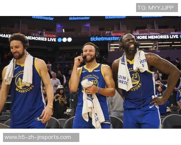 名嘴点评库里状态如昔日巅峰健康勇士让对手倍感压力 名嘴点评库里状态如昔日巅峰健康勇士让对手倍感压力