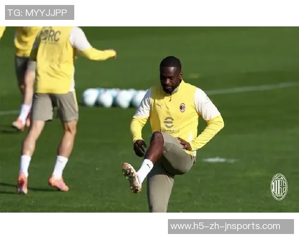 萨勒马科尔斯右腿股二头肌受伤预计缺阵两周至一个月